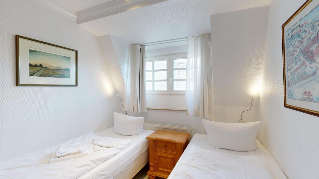 Fewo Direkt Am Strand Mit Meerblick Und Balkon,Villa Glueckspilz, Binz Eksteriør billede